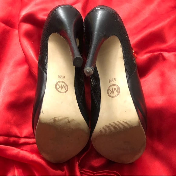 💥 Final Chance Before it’s GONE!!💥 MICHAEL Michael Kors Leather Ankle Boots🖤✨ - Picture 6 of 14